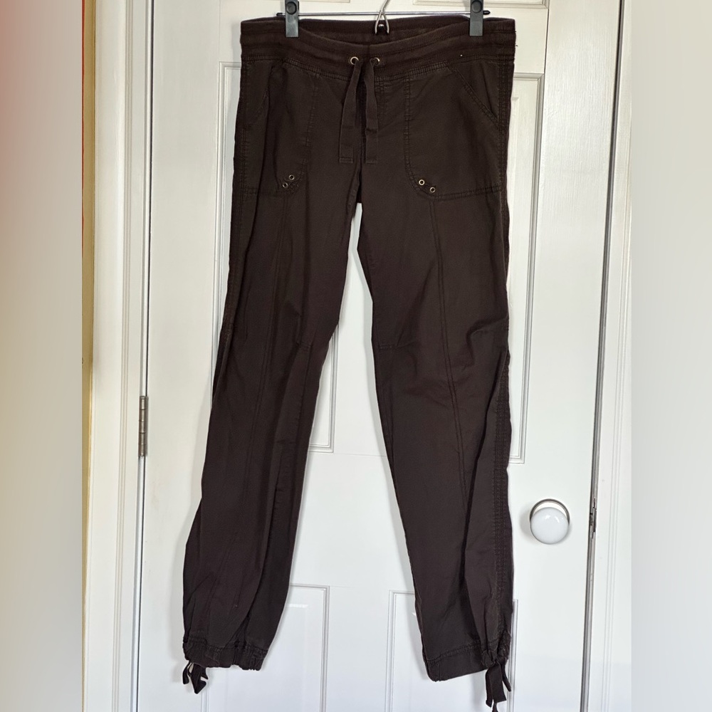EUC Old Navy Dark Brown pants with drawstring hem - size M